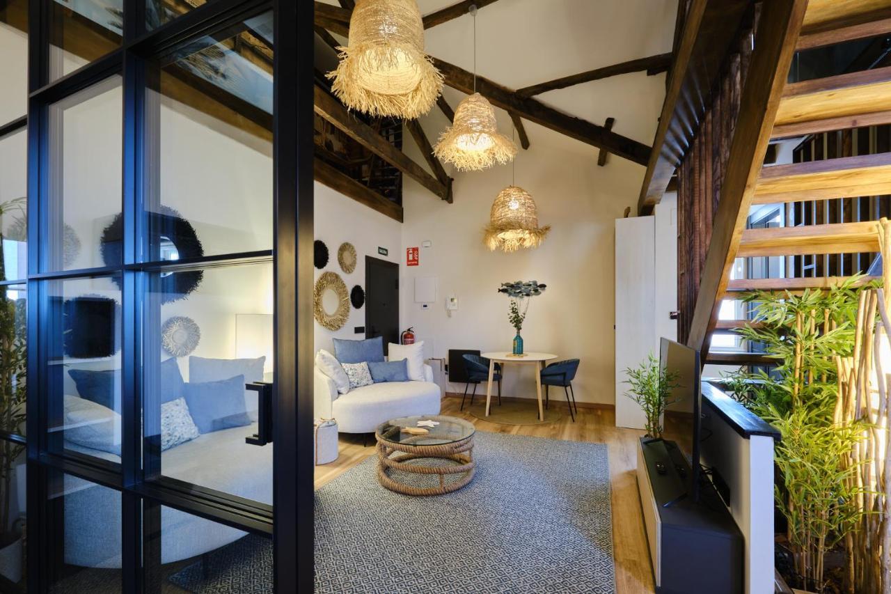 El Amarre - Navega En El Camarote De Un Navio Con Historia - Grupo Querbes Apartment Gijon Luaran gambar