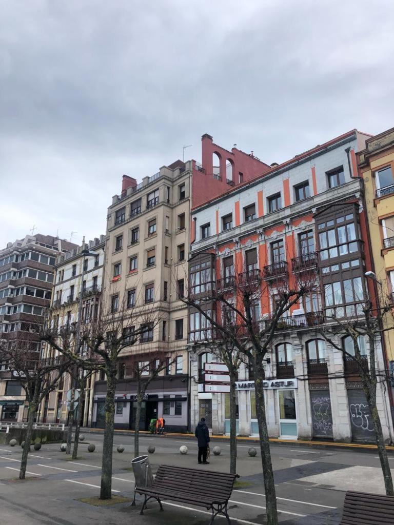 El Amarre - Navega En El Camarote De Un Navio Con Historia - Grupo Querbes Apartment Gijon Luaran gambar